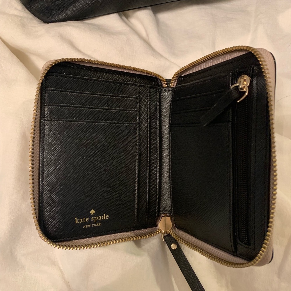 Kate Spade - Picture 3 of 5